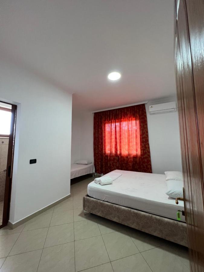 Guest House Il Palazzo ดูร์เรส ภายนอก รูปภาพ